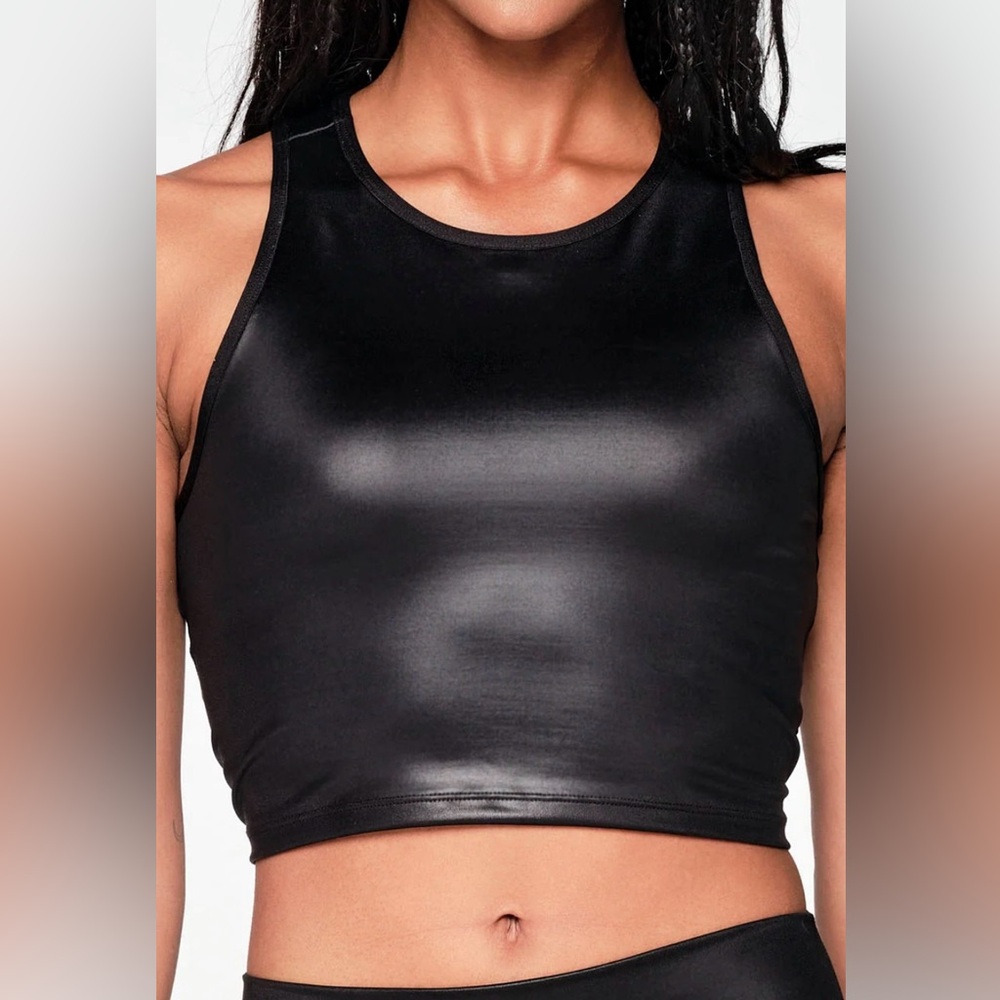 Zumba Wear Fired Up Crop Tank - Black
